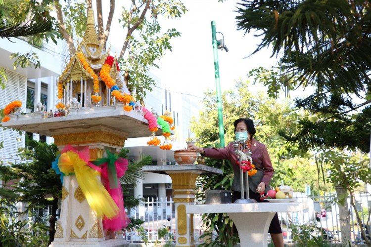 พิธีสักการะสิ่งศักดิ์สิทธิ์ประจำสถาบันเนื่องในวันตรุษจีน — 9 พฤษภาคม 2025 — สถาบันเทคโนโลยีจิตรลดา CDTI