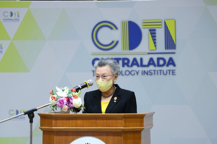 พิธีมอบประกาศนียบัตรหลักสูตรพนักงานให้การดูแล รุ่นที่ 1 — 6 พฤษภาคม 2025 — สถาบันเทคโนโลยีจิตรลดา CDTI