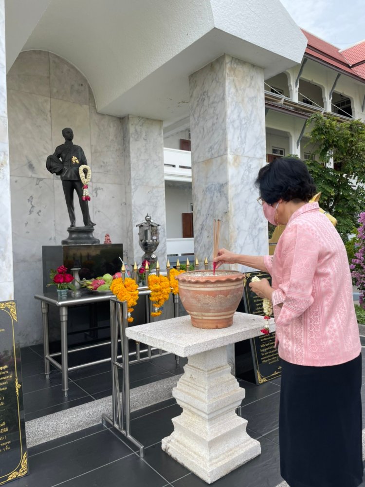 สักการะสิ่งศักดิ์สิทธิ์ประจำสำนักพระราชวัง — 4 พฤษภาคม 2025 — สถาบันเทคโนโลยีจิตรลดา CDTI