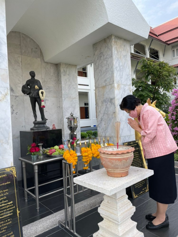 สักการะสิ่งศักดิ์สิทธิ์ประจำสำนักพระราชวัง — 4 พฤษภาคม 2025 — สถาบันเทคโนโลยีจิตรลดา CDTI