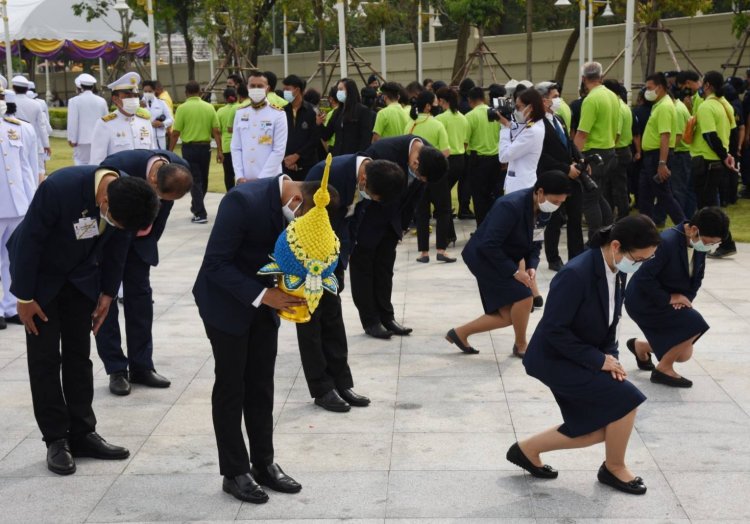 วางพานพุ่มถวายราชสักการะ — 4 พฤษภาคม 2025 — สถาบันเทคโนโลยีจิตรลดา CDTI