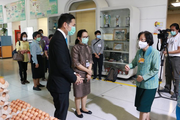รับมอบของสำหรับบุคลากรทางการแพทย์ — 9 พฤษภาคม 2025 — สถาบันเทคโนโลยีจิตรลดา CDTI