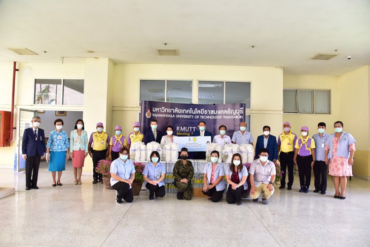 มอบอาหารกล่องแก่บุคลากรทางการแพทย์ ครั้งที่ 23 — 9 พฤษภาคม 2025 — สถาบันเทคโนโลยีจิตรลดา CDTI
