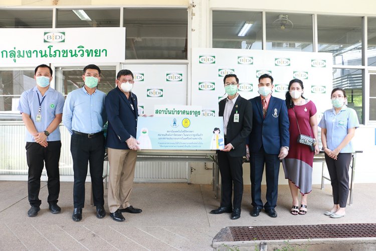 มอบอาหารกล่องแก่บุคลากรทางการแพทย์ ครั้งที่ 50 — 9 พฤษภาคม 2025 — สถาบันเทคโนโลยีจิตรลดา CDTI