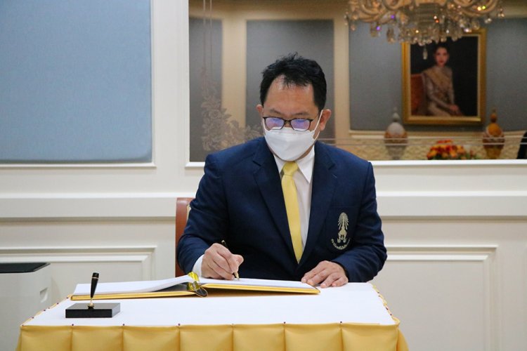 ถวายพระพรเนื่องในวันคล้ายวันประสูติ — 2 พฤษภาคม 2025 — สถาบันเทคโนโลยีจิตรลดา CDTI