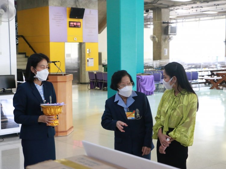 ส่งมอบวัตถุดิบพระราชทานแก่โรงพยาบาลสนาม ศูนย์พักคอย มหาวิทยาลัยธุรกิจบัณฑิต — 5 พฤษภาคม 2025 — สถาบันเทคโนโลยีจิตรลดา CDTI