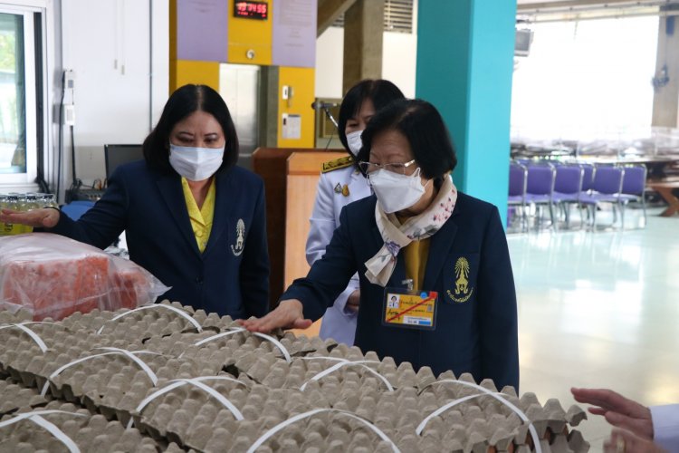 ส่งมอบ วัตถุดิบพระราชทานแก่กระทรวงการอุดมศึกษา วิทยาศาสตร์ วิจัยและนวัตกรรม — 7 พฤษภาคม 2025 — สถาบันเทคโนโลยีจิตรลดา CDTI