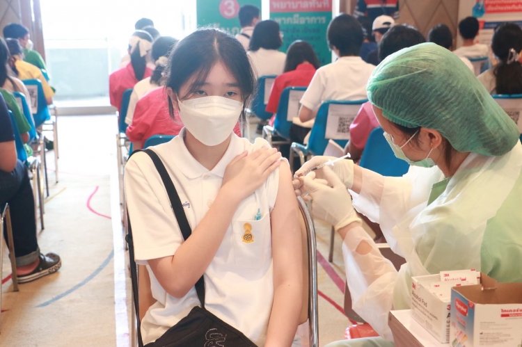 ฉีดวัคซีนป้องกัน COVID – 19 (Sinopharm) โครงการ “VACC 2 School” — 3 พฤษภาคม 2025 — สถาบันเทคโนโลยีจิตรลดา CDTI