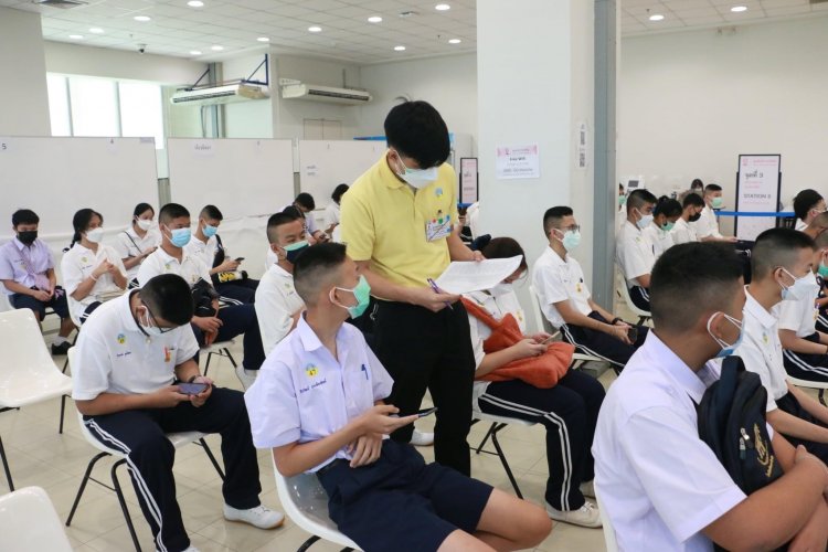 ฉีดวัคซีนปัองกันโรคติดเชื้อไวรัสโคโรนา 2019 (COVID -19) — 5 พฤษภาคม 2025 — สถาบันเทคโนโลยีจิตรลดา CDTI