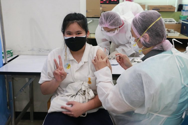 ฉีดวัคซีนปัองกันโรคติดเชื้อไวรัสโคโรนา 2019 (COVID -19) — 5 พฤษภาคม 2025 — สถาบันเทคโนโลยีจิตรลดา CDTI