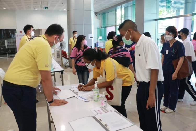 ฉีดวัคซีนปัองกันโรคติดเชื้อไวรัสโคโรนา 2019 (COVID -19) — 5 พฤษภาคม 2025 — สถาบันเทคโนโลยีจิตรลดา CDTI