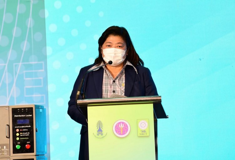 สจด. ส่งมอบนวัตกรรมตู้ล็อกเกอร์ปลอดเชื้อ — 23 เมษายน 2025 — สถาบันเทคโนโลยีจิตรลดา CDTI