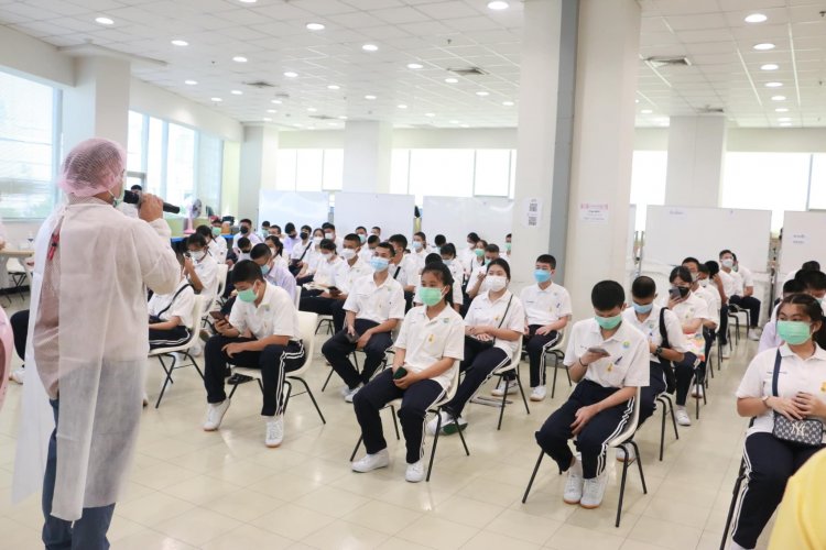 ฉีดวัคซีนป้องกัน COVID – 19 ( Pfizer ) เข็ม 2 — 9 พฤษภาคม 2025 — สถาบันเทคโนโลยีจิตรลดา CDTI