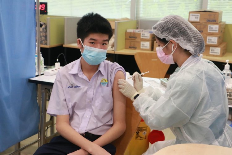 ฉีดวัคซีนป้องกัน COVID – 19 ( Pfizer ) เข็ม 2 — 9 พฤษภาคม 2025 — สถาบันเทคโนโลยีจิตรลดา CDTI