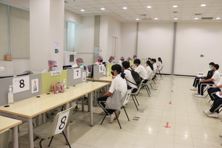 ฉีดวัคซีนป้องกัน COVID – 19 ( Pfizer ) เข็ม 2 — 9 พฤษภาคม 2025 — สถาบันเทคโนโลยีจิตรลดา CDTI