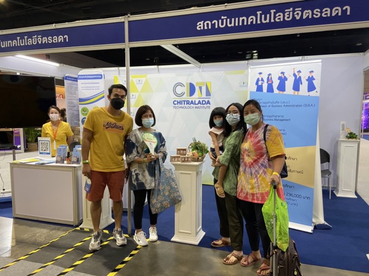 ร่วมเปิดงานมหกรรมวิทยาศาสตร์และเทคโนโลยีแห่งชาติ — 9 พฤษภาคม 2025 — สถาบันเทคโนโลยีจิตรลดา CDTI