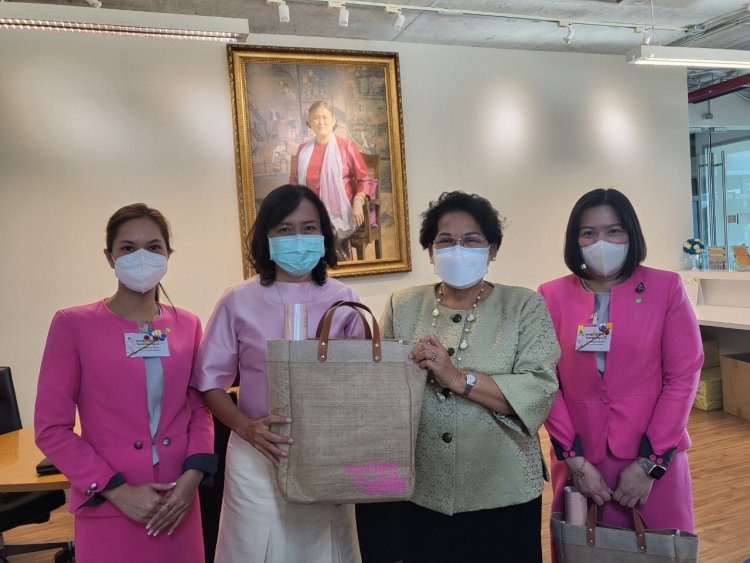 มอบของขวัญสวัสดีปีใหม่และขอบคุณหน่วยงานต่าง ๆ — 5 พฤษภาคม 2025 — สถาบันเทคโนโลยีจิตรลดา CDTI