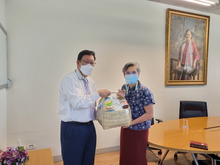 มอบของขวัญสวัสดีปีใหม่และขอบคุณหน่วยงานต่าง ๆ — 5 พฤษภาคม 2025 — สถาบันเทคโนโลยีจิตรลดา CDTI