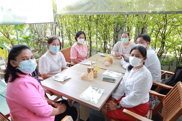 นักศึกษาเชฟอาหารไทย จิตรลดาวิชาชีพทดลองประกอบธุรกิจอาหาร ประจำปีการศึกษา 2564 — 7 พฤษภาคม 2025 — สถาบันเทคโนโลยีจิตรลดา CDTI