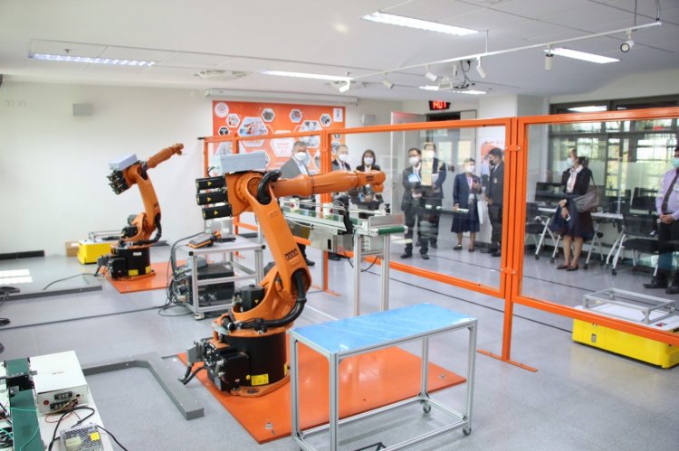 ต้อนรับคณะศึกษาดูงาน — 1 พฤษภาคม 2025 — สถาบันเทคโนโลยีจิตรลดา CDTI