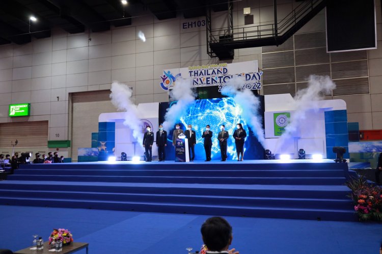 รับรางวัลการวิจัยแห่งชาติฯ — 9 พฤษภาคม 2025 — สถาบันเทคโนโลยีจิตรลดา CDTI