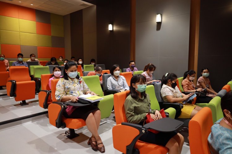 ประชุมอาจารย์และครู อาจารย์ที่ปรึกษา — 9 พฤษภาคม 2025 — สถาบันเทคโนโลยีจิตรลดา CDTI
