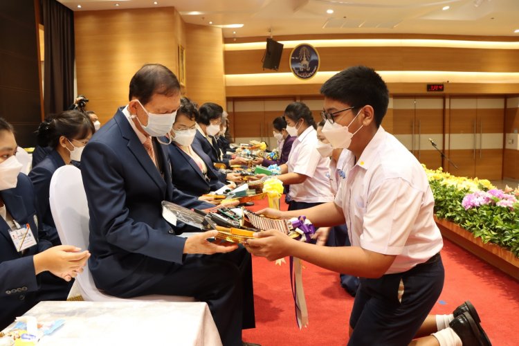 พิธีไหว้ครู โรงเรียนจิตรลดาวิชาชีพ สถาบันเทคโนโลยีจิตรลดา ประจำปีการศึกษา 2564 — 9 พฤษภาคม 2025 — สถาบันเทคโนโลยีจิตรลดา CDTI
