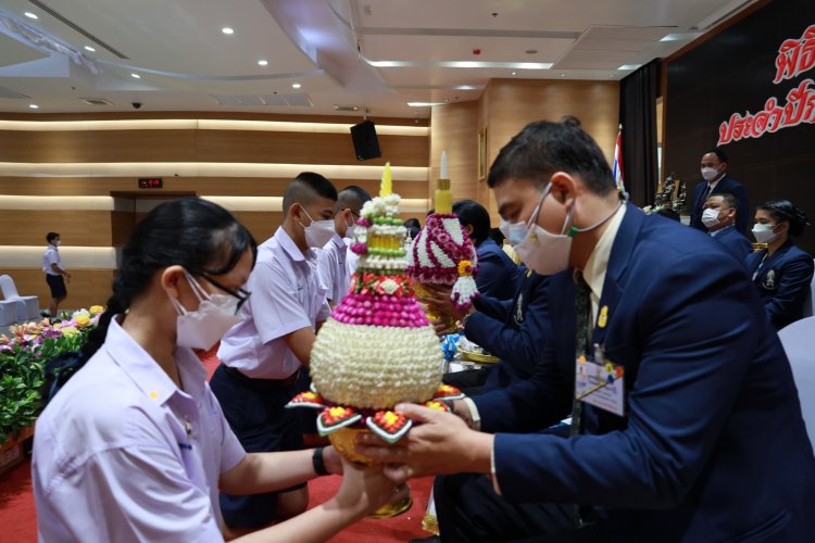 พิธีไหว้ครู โรงเรียนจิตรลดาวิชาชีพ สถาบันเทคโนโลยีจิตรลดา ประจำปีการศึกษา 2564 — 9 พฤษภาคม 2025 — สถาบันเทคโนโลยีจิตรลดา CDTI