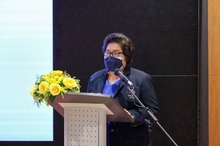 มอบประกาศนียบัตรการอบรมหลักสูตร "ประกาศนียบัตรพนักงานให้การดูแล" — 6 พฤษภาคม 2025 — สถาบันเทคโนโลยีจิตรลดา CDTI