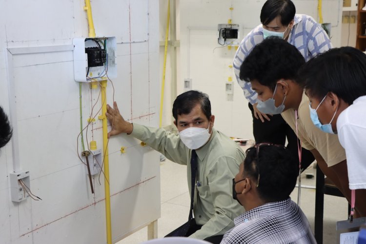 สถาบันเทคโนโลยีจิตรลดา CDTI