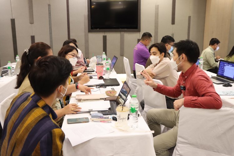 CDV จัดการอบรม “การเขียนงานวิจัยเพื่อขอตำแหน่งทางวิชาการสำหรับครูวิชาชีพ” — 6 พฤษภาคม 2025 — สถาบันเทคโนโลยีจิตรลดา CDTI