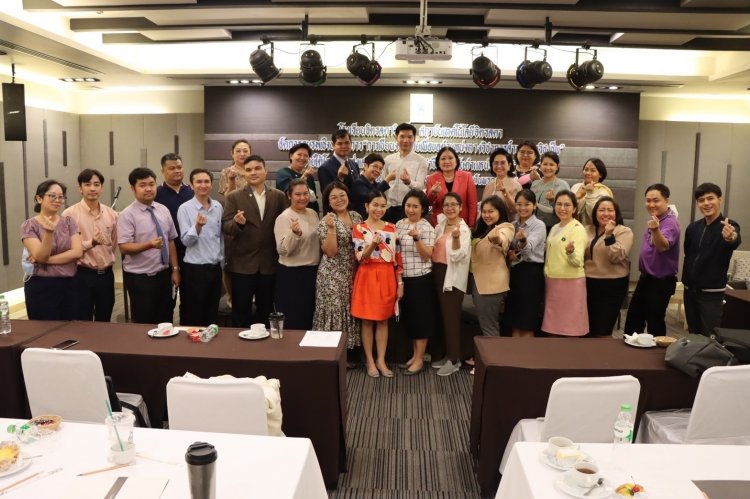 CDV จัดการอบรม “การเขียนงานวิจัยเพื่อขอตำแหน่งทางวิชาการสำหรับครูวิชาชีพ” — 6 พฤษภาคม 2025 — สถาบันเทคโนโลยีจิตรลดา CDTI