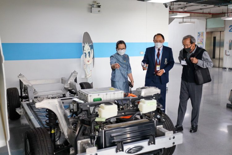 ต้อนรับอดีตรัฐมนตรีว่าการกระทรวงการคลังและคณะ — 8 พฤษภาคม 2025 — สถาบันเทคโนโลยีจิตรลดา CDTI
