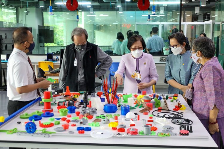 ต้อนรับอดีตรัฐมนตรีว่าการกระทรวงการคลังและคณะ — 8 พฤษภาคม 2025 — สถาบันเทคโนโลยีจิตรลดา CDTI