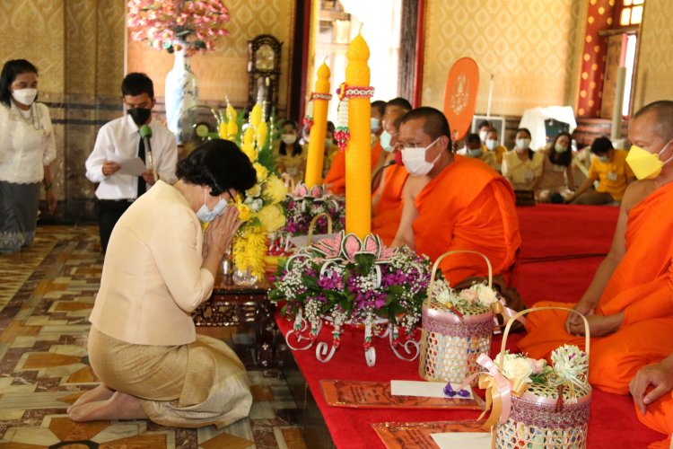 ถวายเทียนพรรษาวัดเบญจมบพิตรดุสิตวนารามราชวรวิหาร — 6 พฤษภาคม 2025 — สถาบันเทคโนโลยีจิตรลดา CDTI
