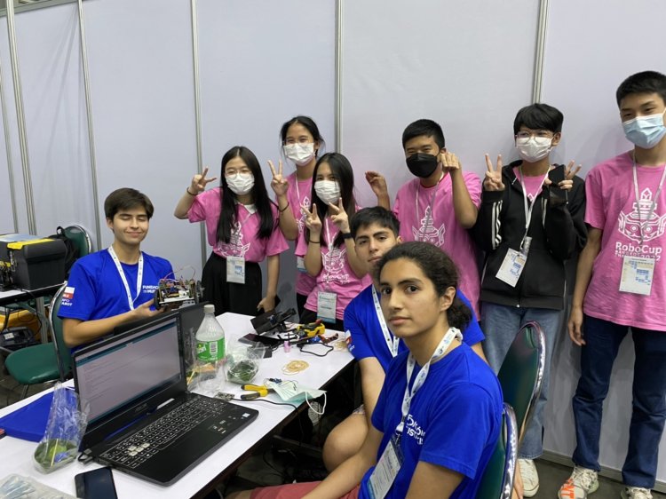 สถาบันเทคโนโลยีจิตรลดา ร่วมเป็นเจ้าภาพในงาน "World Robo Cup 2022" — 3 พฤษภาคม 2025 — สถาบันเทคโนโลยีจิตรลดา CDTI