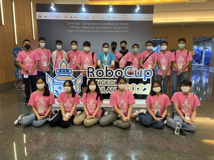สถาบันเทคโนโลยีจิตรลดา ร่วมเป็นเจ้าภาพในงาน "World Robo Cup 2022" — 3 พฤษภาคม 2025 — สถาบันเทคโนโลยีจิตรลดา CDTI