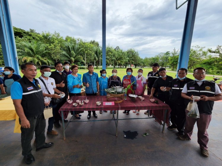 เปิดโครงการขับเคลื่อนเศรษฐกิจฐานรากหลังสถานการณ์โควิด 19 — 23 เมษายน 2025 — สถาบันเทคโนโลยีจิตรลดา CDTI