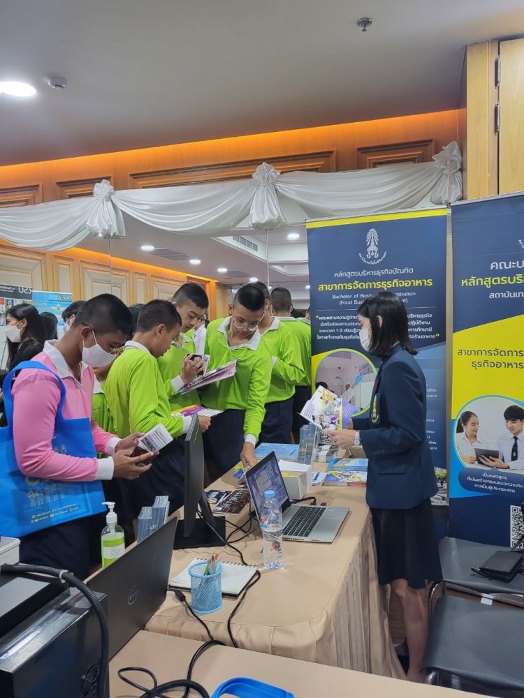 แนะแนวการศึกษาต่อวชิราวุธวิทยาลัย — 1 พฤษภาคม 2025 — สถาบันเทคโนโลยีจิตรลดา CDTI