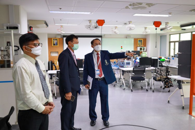 ต้อนรับคณะผู้บริหารโรงเรียนสิงห์สมุทร จ.ชลบุรี — 3 พฤษภาคม 2025 — สถาบันเทคโนโลยีจิตรลดา CDTI