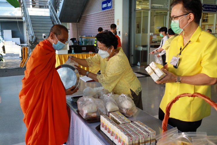 พิธีบำเพ็ญกุศลสำนึกในพระมหากรุณาธิคุณ เนื่องในวันคล้ายวันพระบรมราชสมภพ — 9 พฤษภาคม 2025 — สถาบันเทคโนโลยีจิตรลดา CDTI