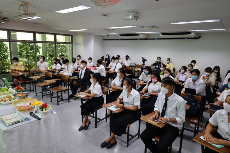อาหารชาววังจากกาพย์เห่ชมเครื่องคาวหวาน — 6 พฤษภาคม 2025 — สถาบันเทคโนโลยีจิตรลดา CDTI