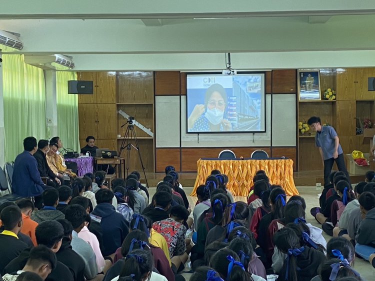 แนะแนวการศึกษาต่อ (ผ่านระบบออนไลน์) — 1 พฤษภาคม 2025 — สถาบันเทคโนโลยีจิตรลดา CDTI