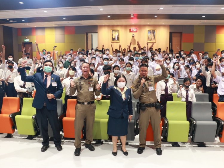 การบรรยายพิเศษ "การเอาตัวรอดจากผู้ร้ายมีอาวุธในที่สาธารณะ" — 1 พฤษภาคม 2025 — สถาบันเทคโนโลยีจิตรลดา CDTI