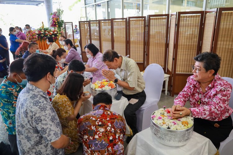 สวัสดีปีใหม่ไทย 2566 — 8 พฤษภาคม 2025 — สถาบันเทคโนโลยีจิตรลดา CDTI