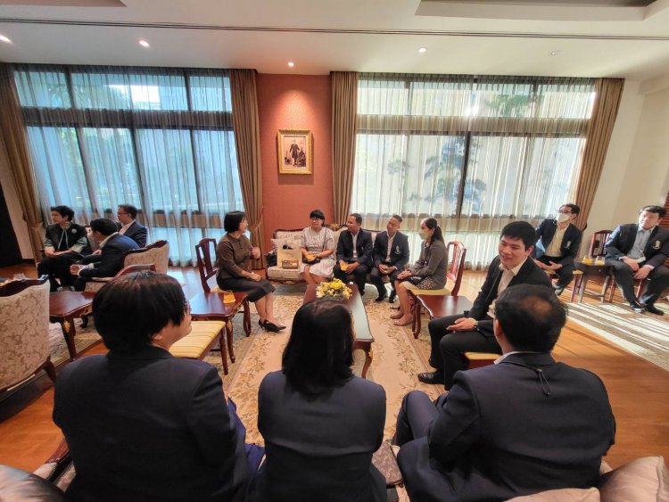 เข้าพบทูตไทยในสิงคโปร์ — 8 พฤษภาคม 2025 — สถาบันเทคโนโลยีจิตรลดา CDTI