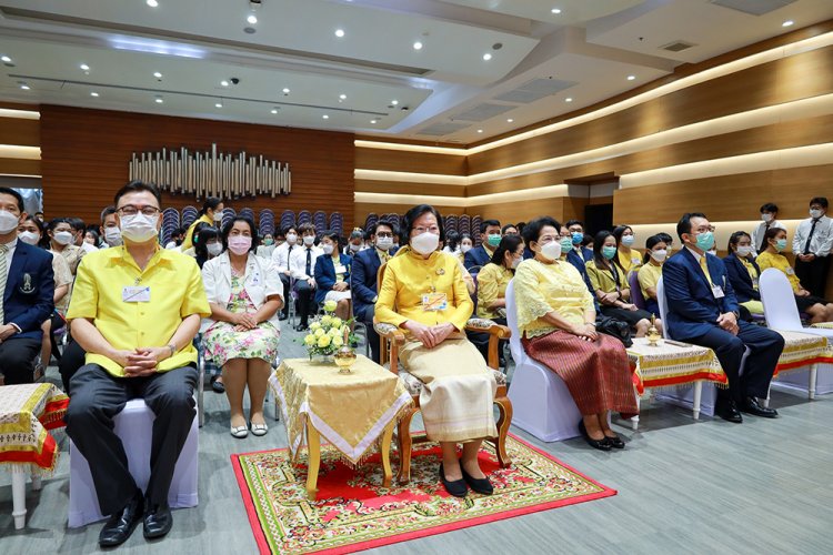 วันเฉลิมพระชนมพรรษา พระบาทสมเด็จพระปรเมนทรรามาธิบดีศรีสินทรมหาวชิราลงกรณ พระวชิรเกล้าเจ้าอยู่หัว — 2 พฤษภาคม 2025 — สถาบันเทคโนโลยีจิตรลดา CDTI