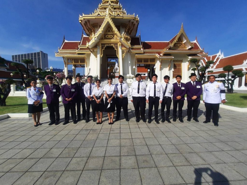 ในหลวง พระราชินี พระราชทานเพลิงศพ ท่านผู้หญิงทัศนีย์ บุณยคุปต์ — 3 พฤษภาคม 2025 — สถาบันเทคโนโลยีจิตรลดา CDTI