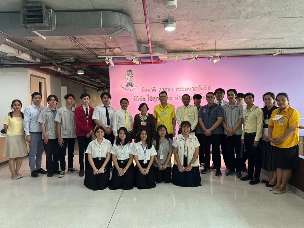 ส่งกำลังใจให้นักกีฬาสถาบัน — 3 พฤษภาคม 2025 — สถาบันเทคโนโลยีจิตรลดา CDTI