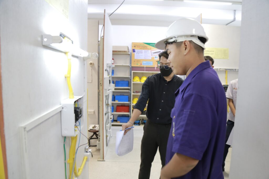 CDTI เจ้าภาพจัดการแข่งขันทักษะวิชาชีพ ประเภทวิชาช่างอุตสาหกรรม ทักษะการติดตั้งไฟฟ้าภายในอาคาร ประจำปีการศึกษา 2566 — 2 พฤษภาคม 2025 — สถาบันเทคโนโลยีจิตรลดา CDTI